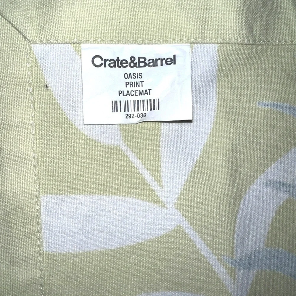 Crate and Barrel Placemats Set of 2 Tropical Green Palm